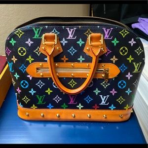 Louis Vuitton Alma MM Monogram